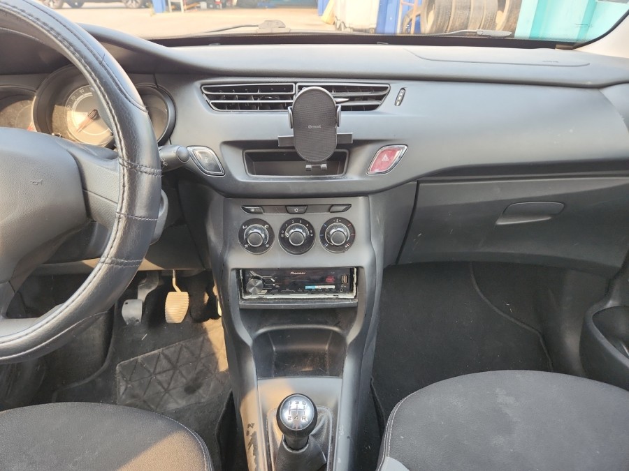 CITROEN d'occasion C3 II 1.2 PURE TECH 82 VITAMINE de 2015 Frejus
