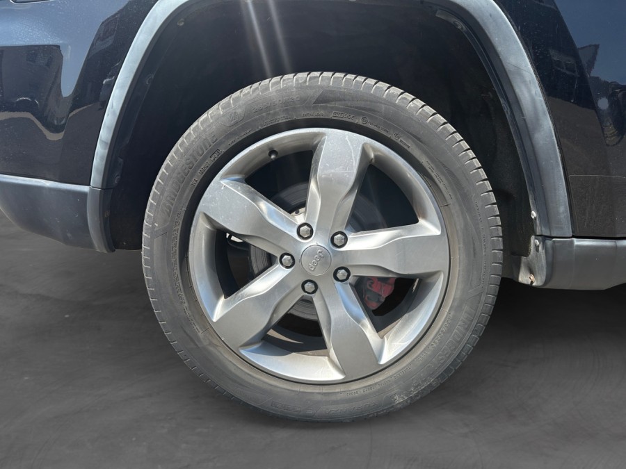 JEEP d'occasion GRAND CHEROKEE IV 5.7 V8 352 SUMMIT SIGNATURE BA de