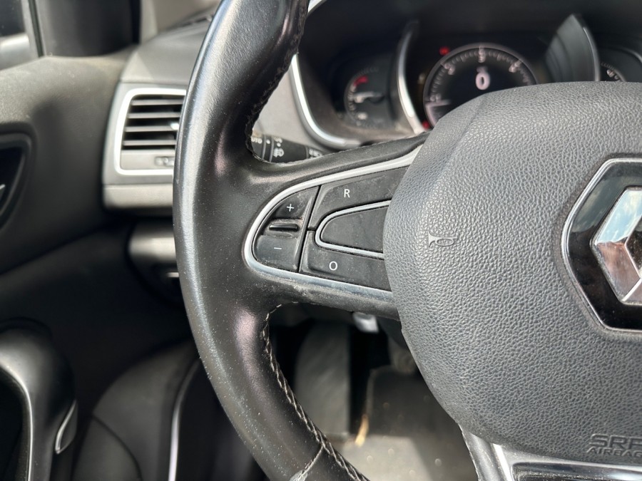 RENAULT d'occasion MEGANE IV 1.5 DCI 110 Intens de 2017 Salon de
