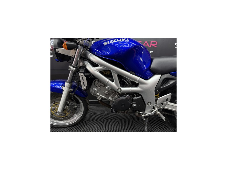 SUZUKI d'occasion SV650 SV de 2002 Reims Tinqueux (51)﻿