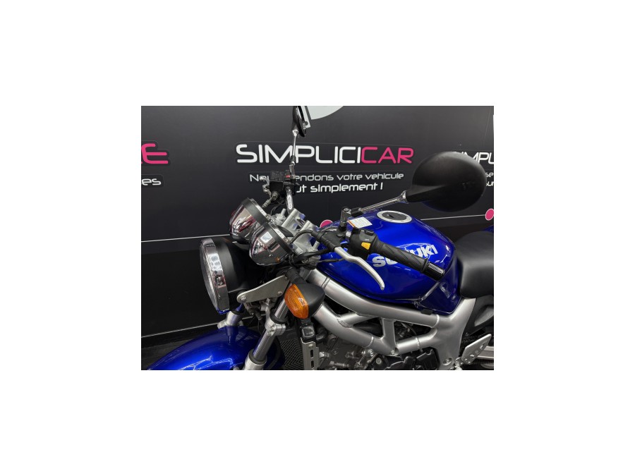 SUZUKI d'occasion SV650 SV de 2002 Reims Tinqueux (51)﻿