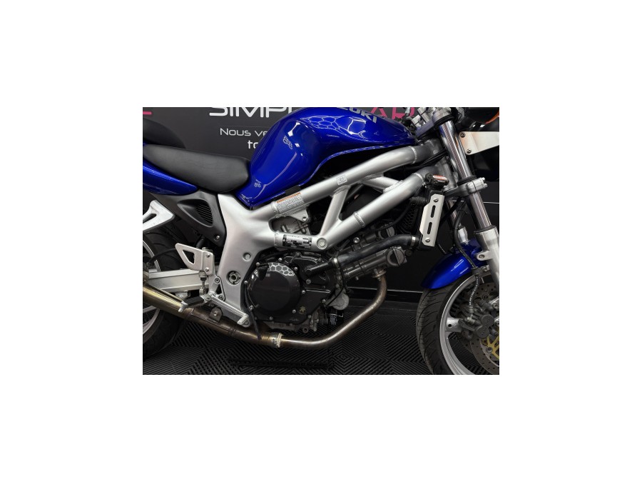 SUZUKI d'occasion SV650 SV de 2002 Reims Tinqueux (51)﻿