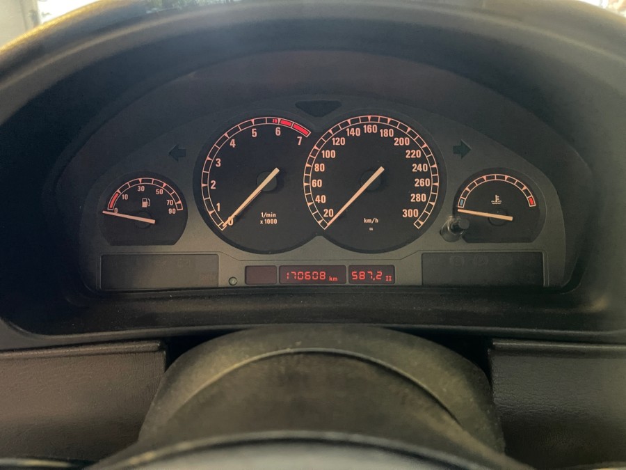 BMW d'occasion 850 850 CI V12 de 1992 La Flèche (72)﻿