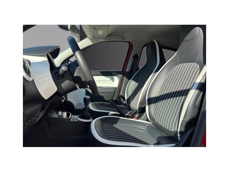 RENAULT d'occasion TWINGO 0.9 TCE 95 ZEN de 2020 Nice (06)﻿