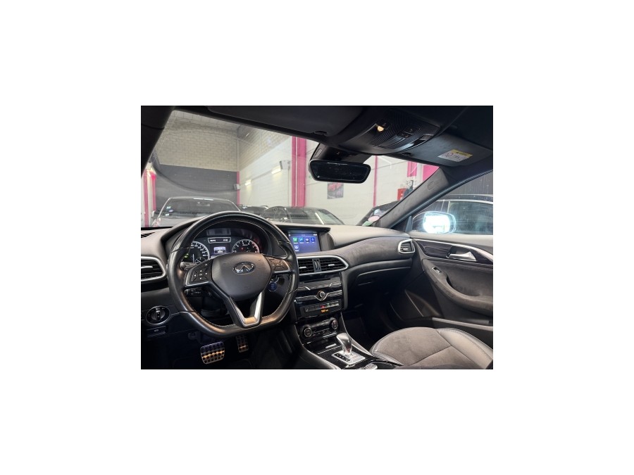 INFINITI d'occasion Q30 1.6t 156ch Premium Tech DCT7 de 2017 Villebon