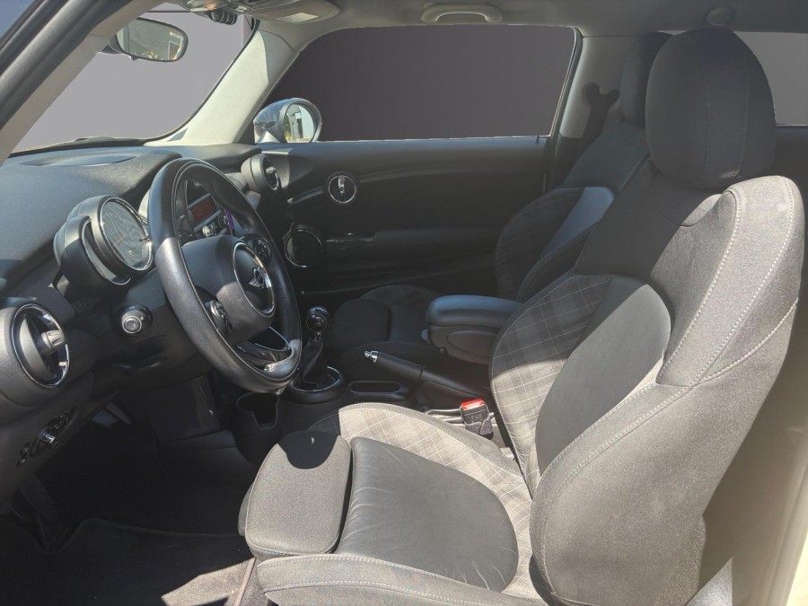 MINI d'occasion MINI COOPER D 116 PACK CHILI de 2015 Lyon St Priest