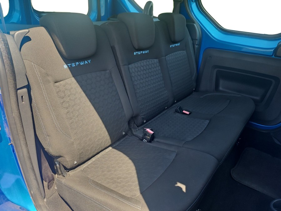 DACIA d'occasion DOKKER MONOSPACE TCE 115 ADVANCE de 2016 Orgeval