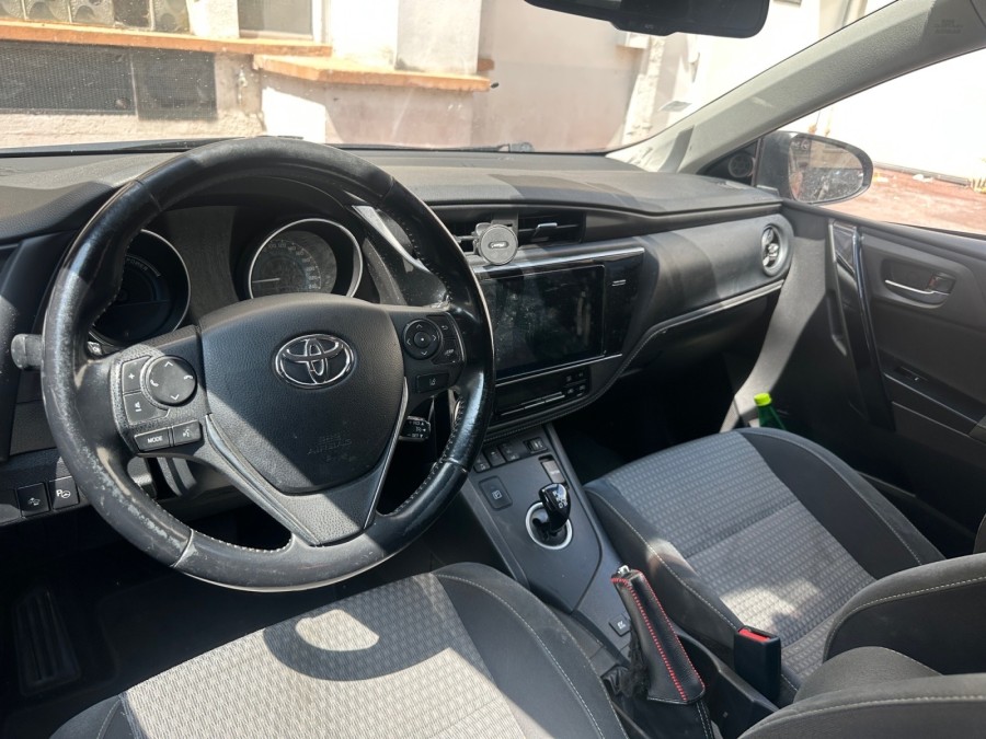 TOYOTA d'occasion AURIS DYNAMIC 136H de 2017 Le Raincy (93)﻿