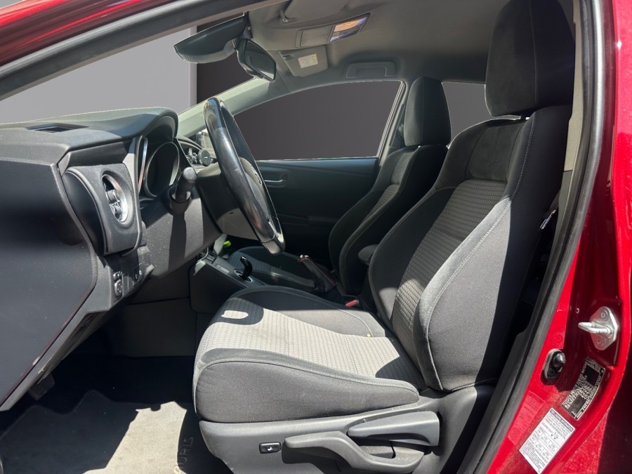 TOYOTA d'occasion AURIS DYNAMIC 136H de 2017 Le Raincy (93)﻿