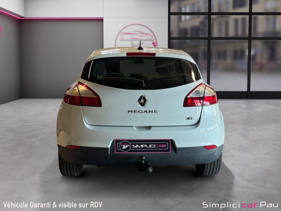 RENAULT d'occasion MEGANE III BERLINE BICORPS TROIS OU CINQ PORTES
