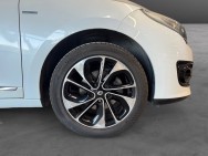 RENAULT d'occasion MEGANE III BERLINE BICORPS TROIS OU CINQ PORTES