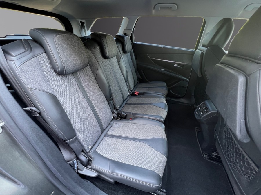 PEUGEOT d'occasion 5008 1.2 PURE TECH 130 ALLURE EAT8 de 2019 Toulon