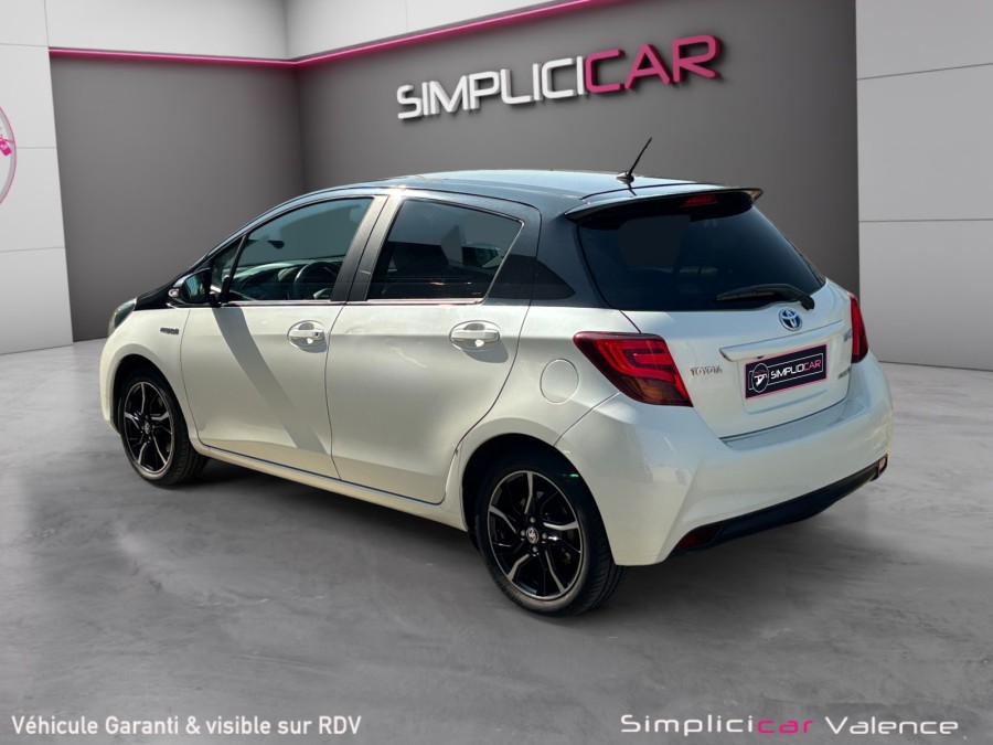 TOYOTA d'occasion YARIS TOYOTA YARIS 100H COLLECTION de 2016 Valence