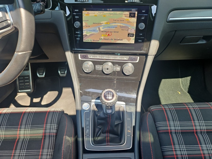 VOLKSWAGEN d'occasion GOLF VII 2.0 TSI 230 GTI de 2017 Orgeval