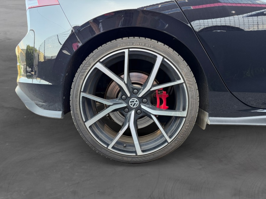 VOLKSWAGEN d'occasion GOLF VIII 2.0 TSI 300 GTI CLUBSPORT DSG de 2021