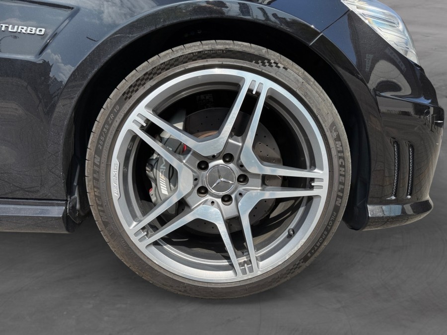 MERCEDES d'occasion CLASSE-E 63 AMG 7G-Tronic Plus de 2012 Montreuil