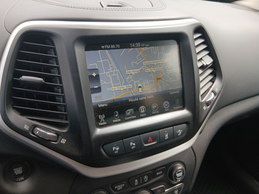JEEP d'occasion CHEROKEE 2.2 MULTIJET 200 4X4 de 2018 Beauvais (60)﻿