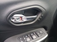 JEEP d'occasion CHEROKEE 2.2 MULTIJET 200 4X4 de 2018 Beauvais (60)﻿