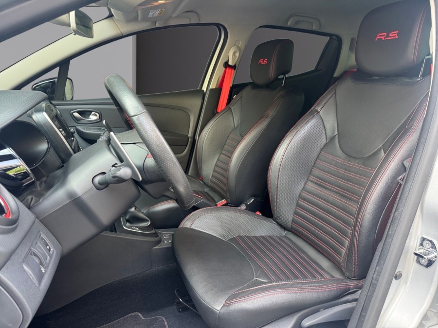 RENAULT d'occasion CLIO IV RS 220 EDC de 2017 Montreuil (93)﻿