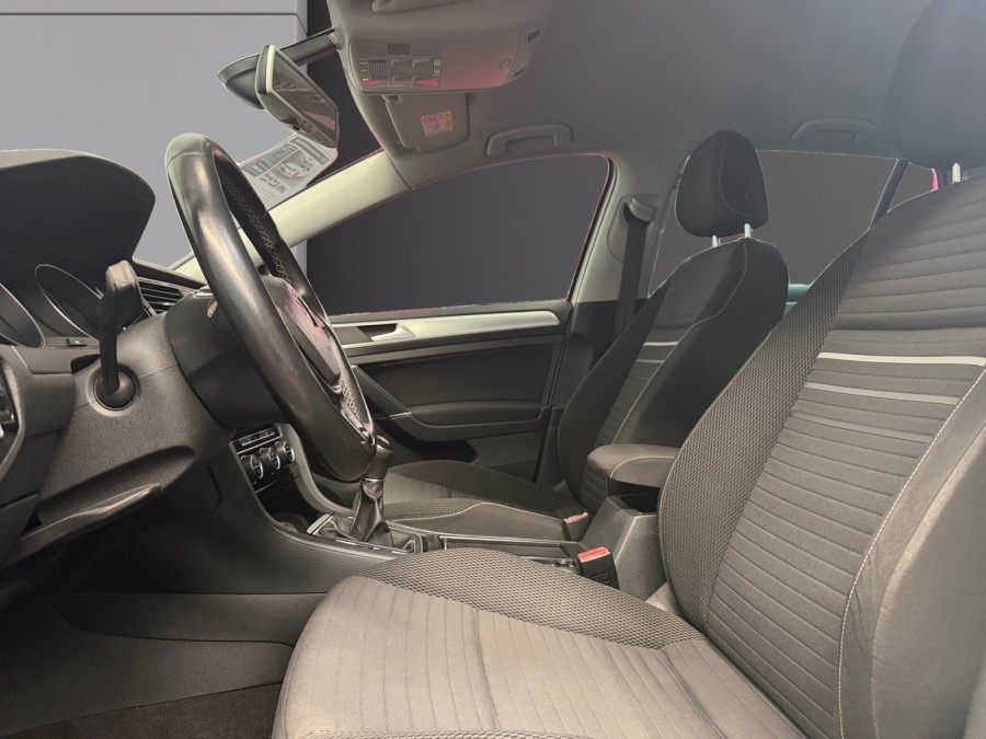 VOLKSWAGEN d'occasion GOLF VII CUP 1.2 TSI 110 de 2014 Salon de