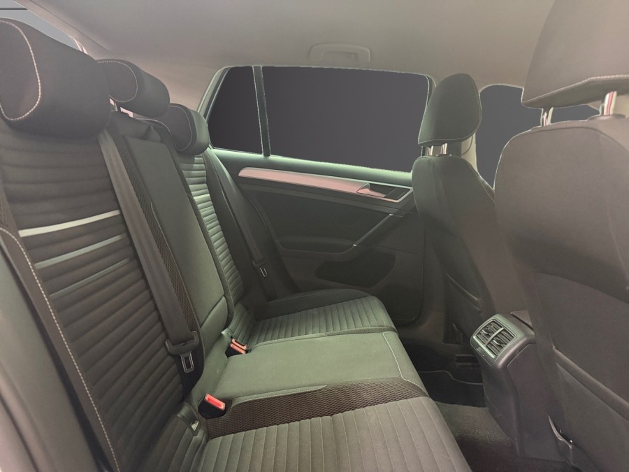 VOLKSWAGEN d'occasion GOLF VII CUP 1.2 TSI 110 de 2014 Salon de