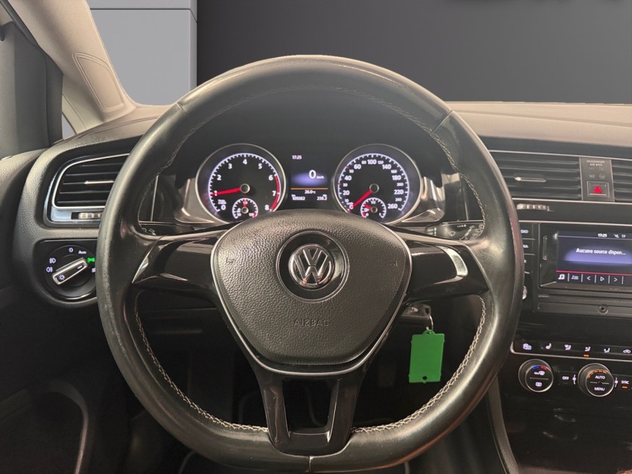 VOLKSWAGEN d'occasion GOLF VII CUP 1.2 TSI 110 de 2014 Salon de