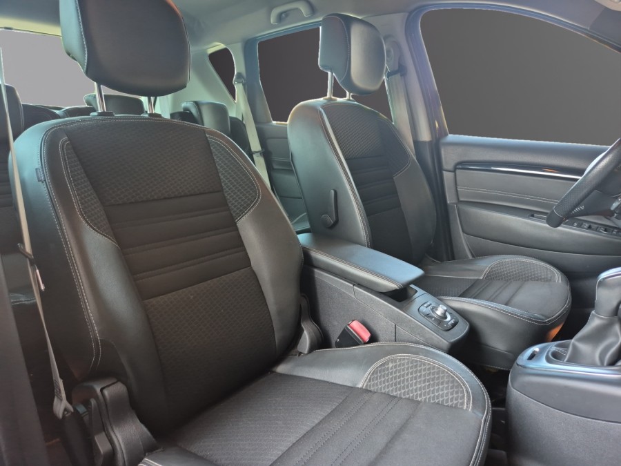 RENAULT d'occasion SCENIC III 1.5 DCI 110 BOSE EDC de 2015 Valence