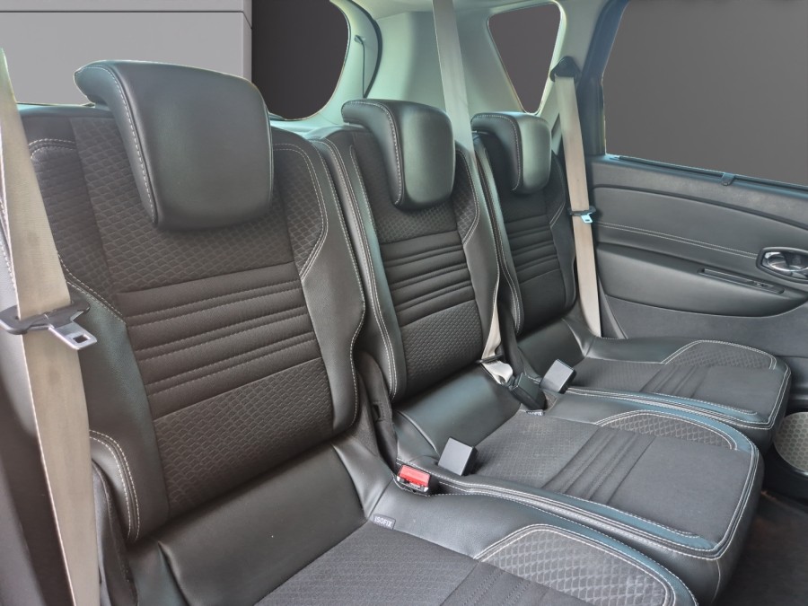 RENAULT d'occasion SCENIC III 1.5 DCI 110 BOSE EDC de 2015 Valence