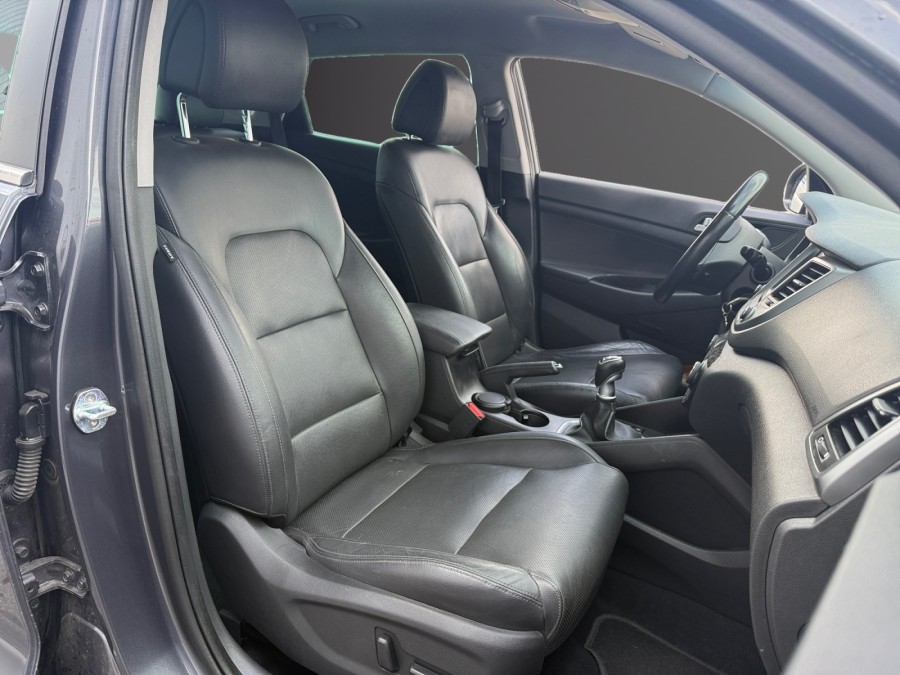 HYUNDAI d'occasion TUCSON 1.7 CRDI 115 de 2017 Reims Tinqueux (51)﻿
