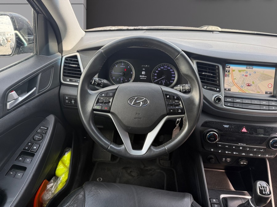 HYUNDAI d'occasion TUCSON 1.7 CRDI 115 de 2017 Reims Tinqueux (51)﻿