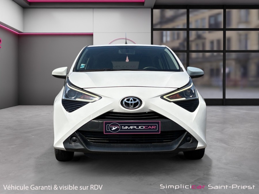TOYOTA d'occasion AYGO 1.0 VVT-I 72 X-NIGHT PH2 de 2020 Lyon St