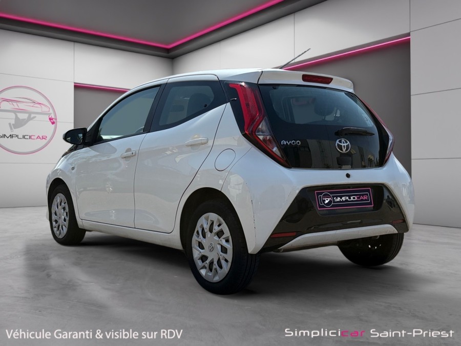 TOYOTA d'occasion AYGO 1.0 VVT-I 72 X-NIGHT PH2 de 2020 Lyon St