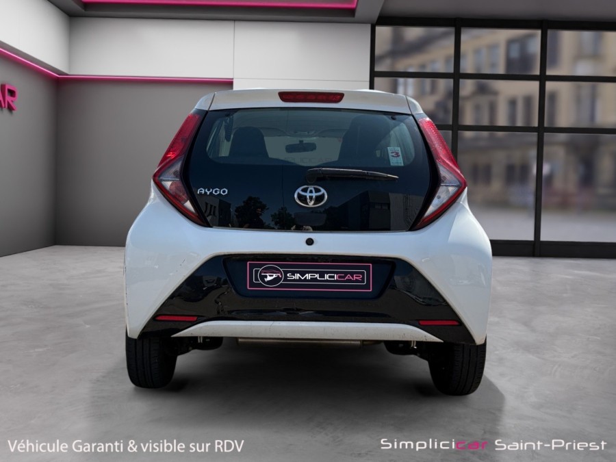 TOYOTA d'occasion AYGO 1.0 VVT-I 72 X-NIGHT PH2 de 2020 Lyon St