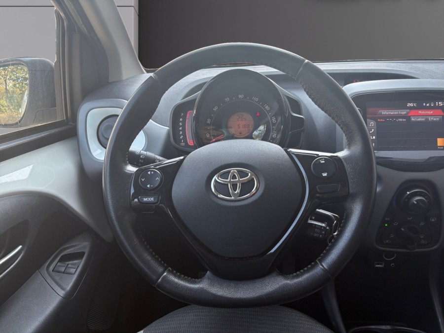 TOYOTA d'occasion AYGO 1.0 VVT-I 72 X-NIGHT PH2 de 2020 Lyon St