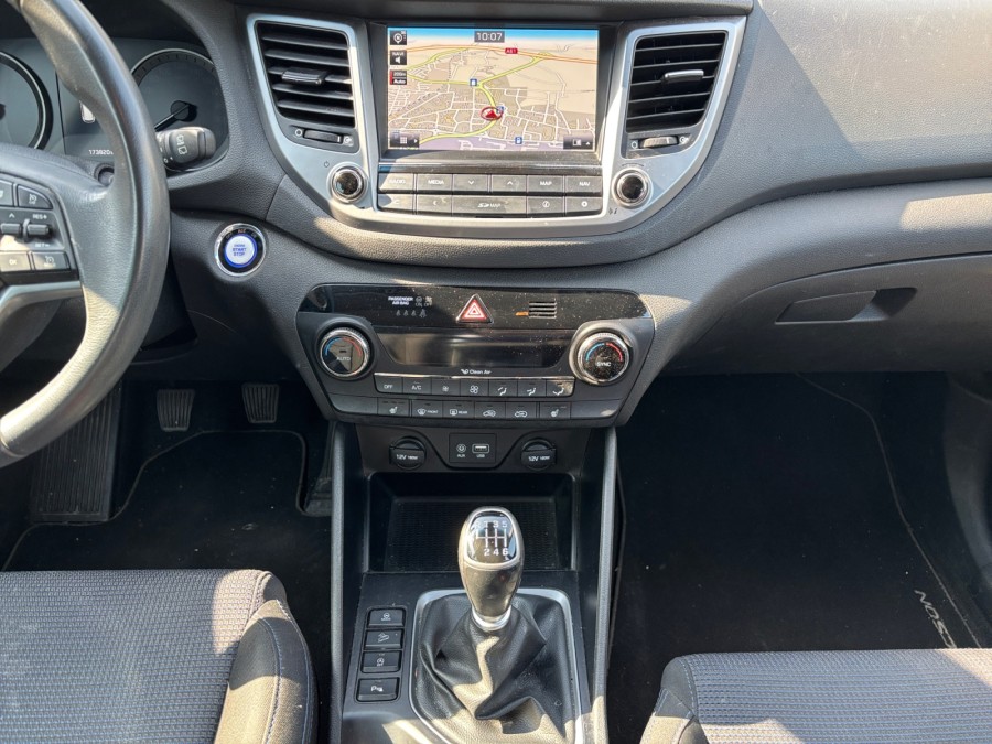 HYUNDAI d'occasion TUCSON 2.0 CRDI 136 BUSINESS de 2016 Carcassonne