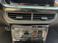 VOLKSWAGEN d'occasion T-CROSS 1.5 TSI 150 R-LINE EDITION  DSG de 2024