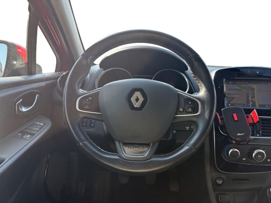 RENAULT d'occasion CLIO IV TCE 90 ESTATE  BUSINESS de 2017 Méry Sur