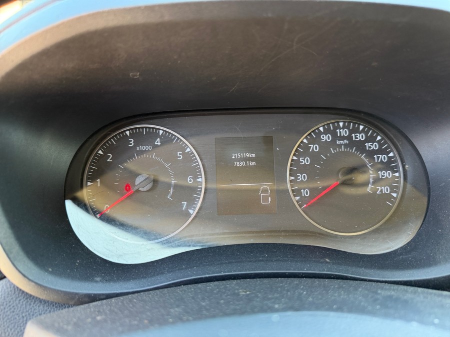 RENAULT d'occasion MASTER III FOURGON CA F3500 L2H2 DCI 135 GRAND