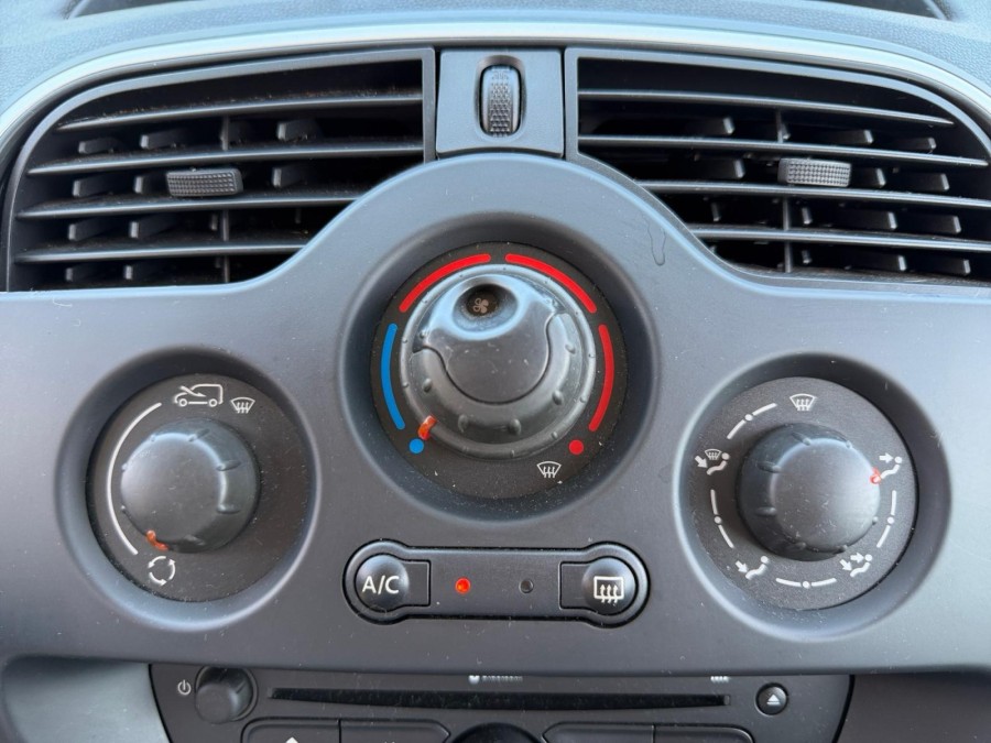 RENAULT d'occasion KANGOO EXPRESS 1.5 DCI 95 de 2019 Tours (37)﻿