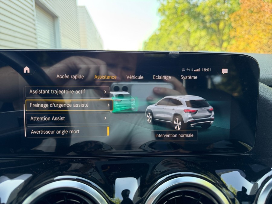 MERCEDES d'occasion GLA GLA 200 D PROGRESSIVE LINE DCT de 2021 Nîmes