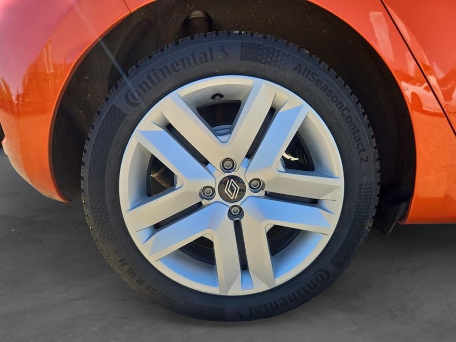 RENAULT d'occasion CLIO V 1.6 E-TECH 145 EVOLUTION de 2025 Evreux