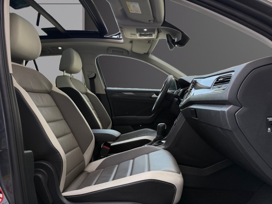 VOLKSWAGEN d'occasion T-ROC 1.5 TSI EVO 150 CARAT de 2021 Montreuil