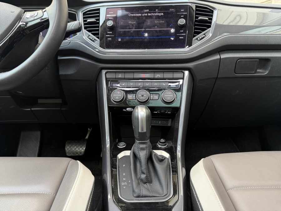 VOLKSWAGEN d'occasion T-ROC 1.5 TSI EVO 150 CARAT de 2021 Montreuil