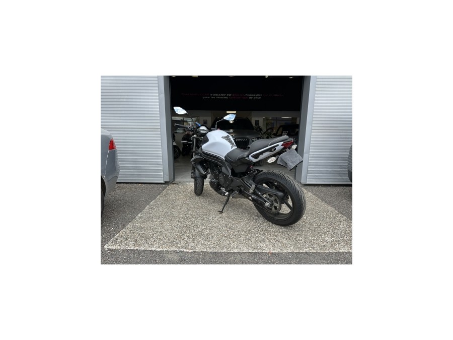 KAWASAKI d'occasion ER-6N KAWASAKI ER-6N de 2014 St Jean du Cardonnay