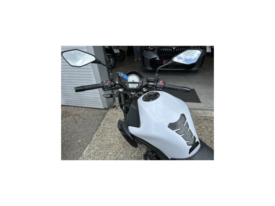 KAWASAKI d'occasion ER-6N KAWASAKI ER-6N de 2014 St Jean du Cardonnay