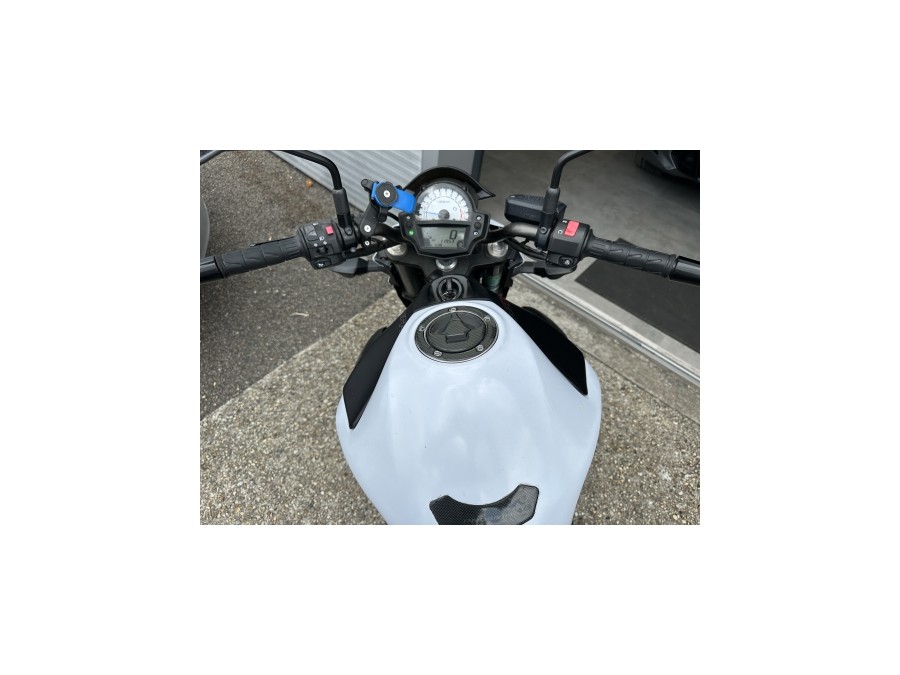 KAWASAKI d'occasion ER-6N KAWASAKI ER-6N de 2014 St Jean du Cardonnay