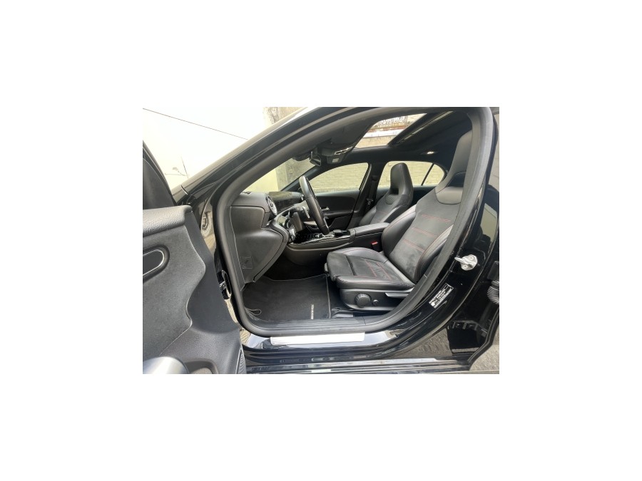 MERCEDES d'occasion CLASSE A IV A200 D AMG- LINE 8G-DCT de 2023 Paris