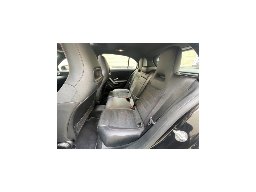 MERCEDES d'occasion CLASSE A IV A200 D AMG- LINE 8G-DCT de 2023 Paris