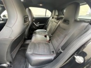 MERCEDES d'occasion CLASSE A IV A200 D AMG- LINE 8G-DCT de 2023 Paris