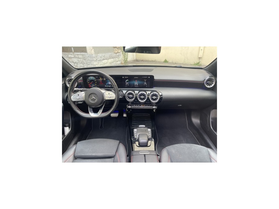MERCEDES d'occasion CLASSE A IV A200 D AMG- LINE 8G-DCT de 2023 Paris